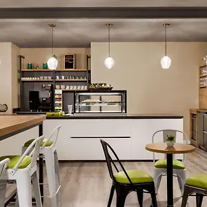 3* Hotel Super 8 By Wyndham Mitte